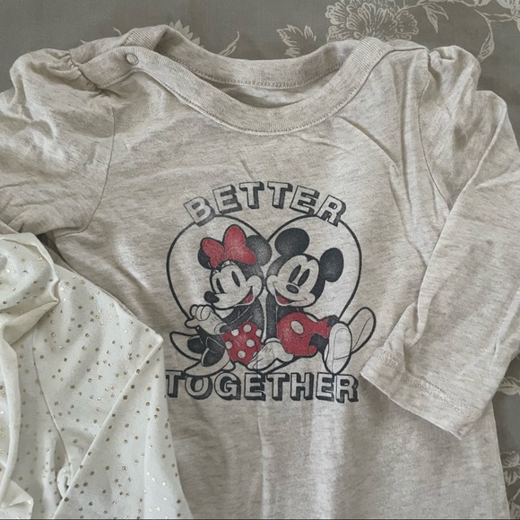 NEW Long Sleeve Onesie 18mos / Baby GAP Disney Full Length Onesie 12-18mos cream - Picture 3 of 5